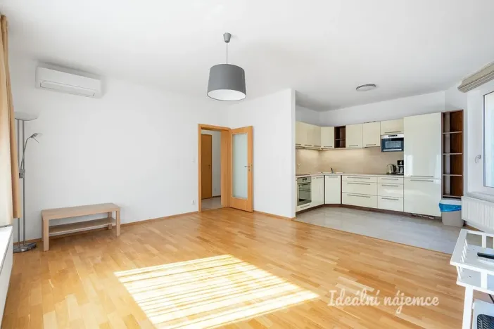 Pronájem bytu 2+kk, Praha - Zličín, Sazovická, 63 m2