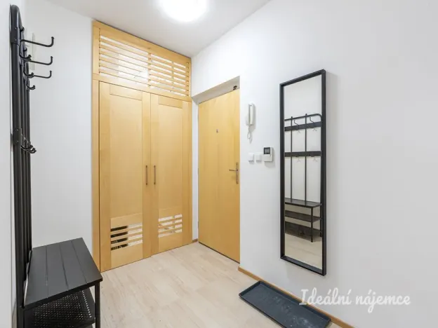 Pronájem bytu 2+kk, Praha - Zličín, Sazovická, 63 m2