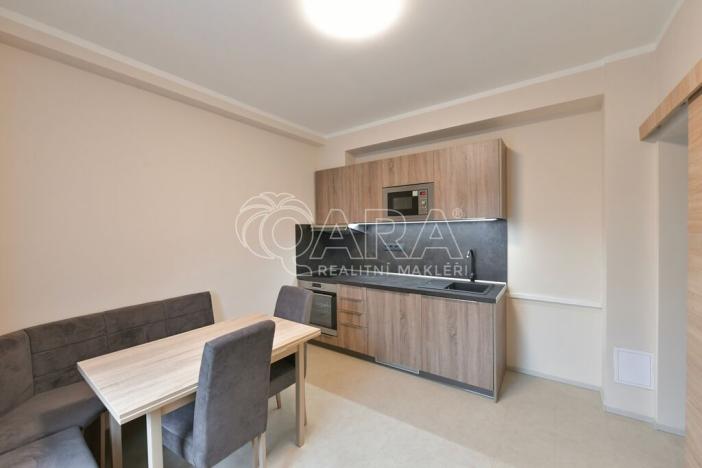 Pronájem bytu 1+1, Praha - Střížkov, Chrastavská, 28 m2