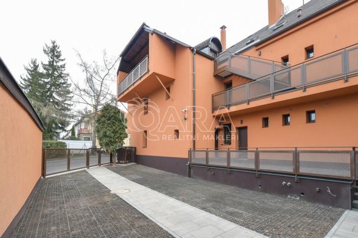 Pronájem bytu 1+1, Praha - Střížkov, Chrastavská, 28 m2