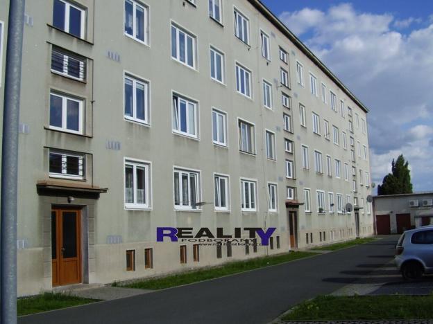 Pronájem bytu 1+kk, Podbořany, Husova, 24 m2