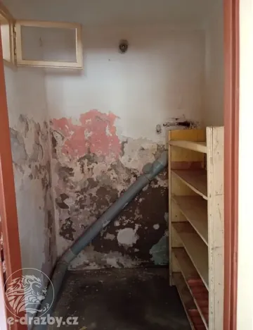 Dražba rodinného domu, Drozdov, 150 m2