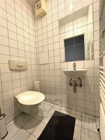 Pronájem bytu 2+kk, Praha - Holešovice, Umělecká, 58 m2
