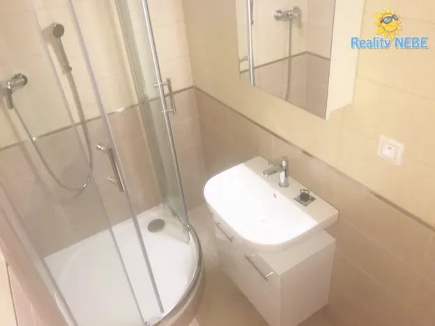 Pronájem bytu 2+kk, Praha - Smíchov, U Demartinky, 49 m2