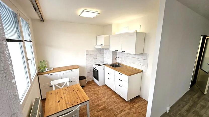 Prodej bytu 2+kk, Osek, Hrdlovská, 40 m2