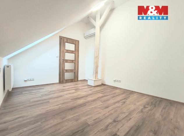 Pronájem bytu 2+kk, Slaný, Palackého, 57 m2