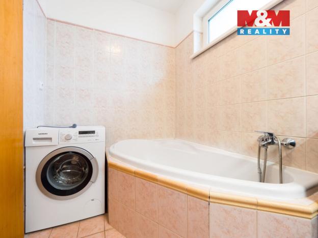 Pronájem bytu 1+kk, Praha - Libeň, Kašparovo náměstí, 29 m2