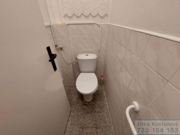 Pronájem bytu 2+1, Krnov - Pod Cvilínem, Chářovská, 90 m2