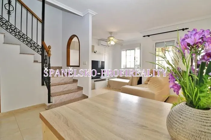 Prodej vily, Torrevieja, Španělsko, 90 m2