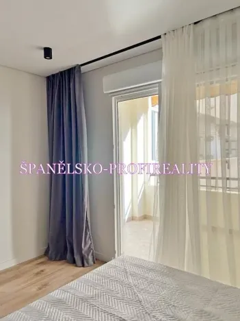 Prodej bytu 3+kk, Torrevieja, Španělsko, Calle Concordia, 85 m2