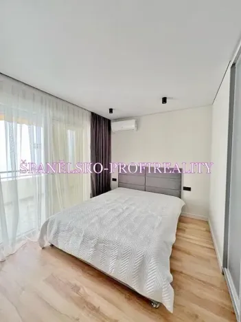 Prodej bytu 3+kk, Torrevieja, Španělsko, Calle Concordia, 85 m2