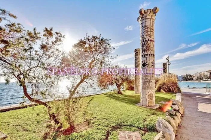 Prodej bytu 3+kk, Torrevieja, Španělsko, Calle Concordia, 85 m2