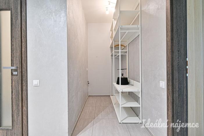 Pronájem bytu 2+kk, Brno, Poříčí, 57 m2