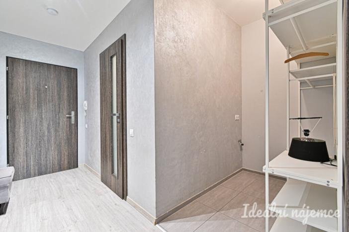 Pronájem bytu 2+kk, Brno, Poříčí, 57 m2