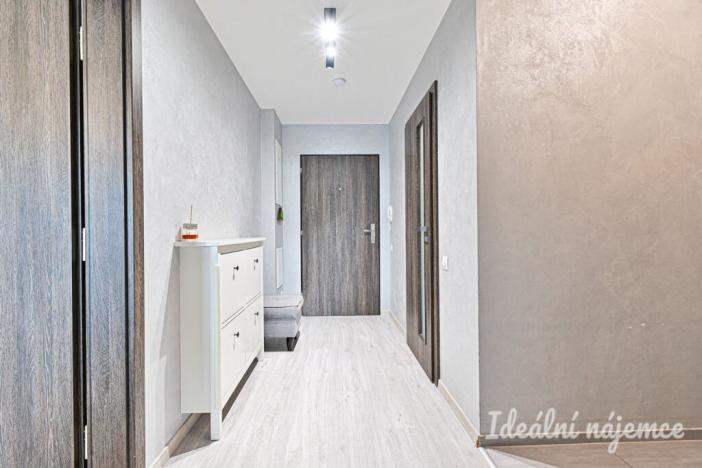 Pronájem bytu 2+kk, Brno, Poříčí, 57 m2