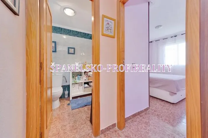 Prodej bytu 3+kk, Torrevieja, Španělsko, 56 m2