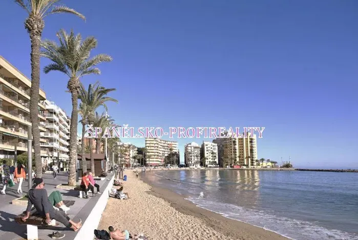 Prodej bytu 3+kk, Torrevieja, Španělsko, 82 m2