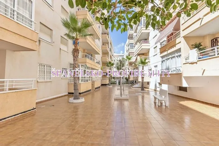 Prodej bytu 2+kk, Torrevieja, Španělsko, 50 m2