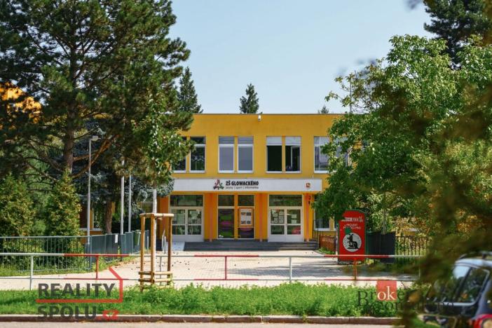 Pronájem bytu 3+1, Praha - Troja, Glowackého, 76 m2