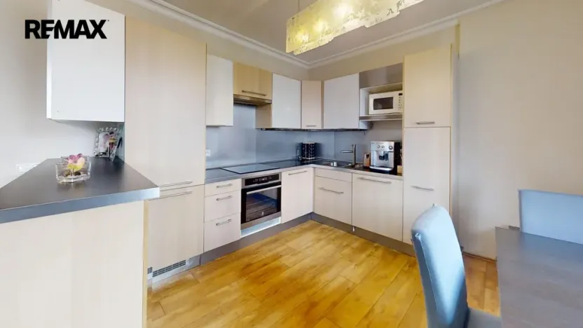 Pronájem bytu 3+kk, Karlovy Vary, Moskevská, 75 m2