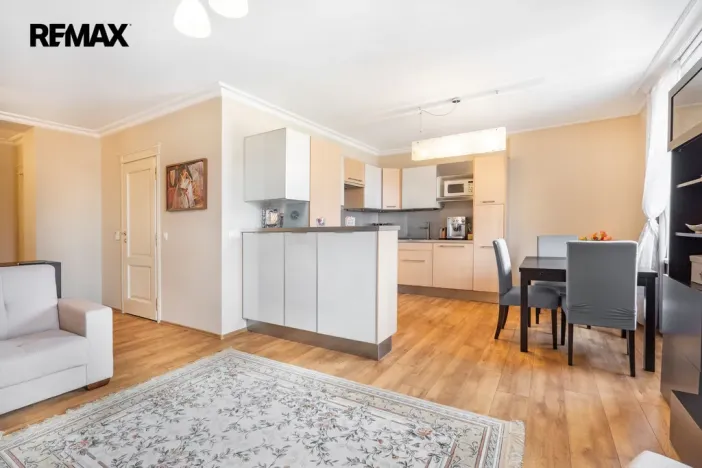 Pronájem bytu 3+kk, Karlovy Vary, Moskevská, 75 m2