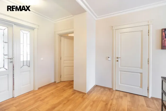 Pronájem bytu 3+kk, Karlovy Vary, Moskevská, 75 m2