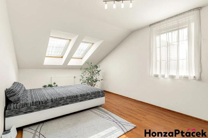 Prodej rodinného domu, Praha - Kyje, Broumarská, 187 m2