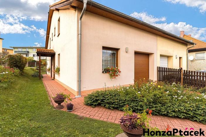 Prodej rodinného domu, Praha - Kyje, Broumarská, 187 m2