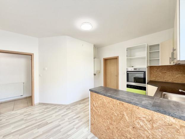 Pronájem bytu 2+1, Liberec - Liberec II-Nové Město, U Věže, 60 m2