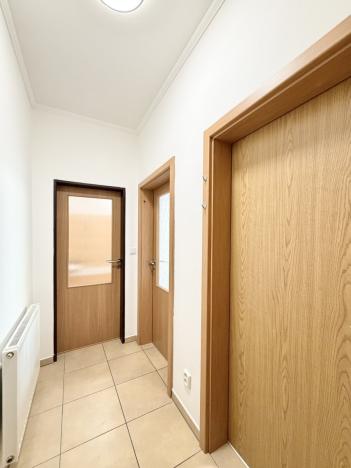 Pronájem bytu 2+1, Liberec - Liberec II-Nové Město, U Věže, 60 m2