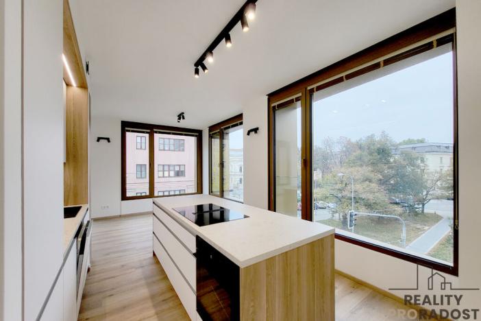 Pronájem bytu 2+kk, Brno - Veveří, Slovákova, 54 m2