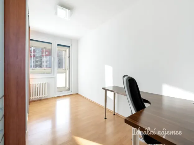 Pronájem bytu 3+1, Praha - Hlubočepy, Lamačova, 70 m2