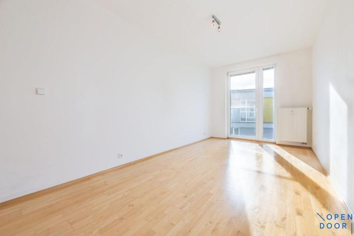 Pronájem bytu 2+kk, Praha, Zubrnická, 56 m2