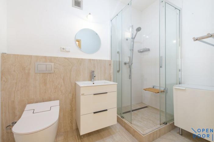 Pronájem bytu 2+kk, Praha, Zubrnická, 56 m2