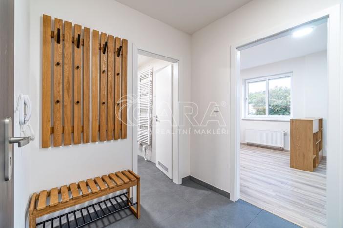 Pronájem bytu 1+kk, Kralupy nad Vltavou, S. K. Neumanna, 33 m2