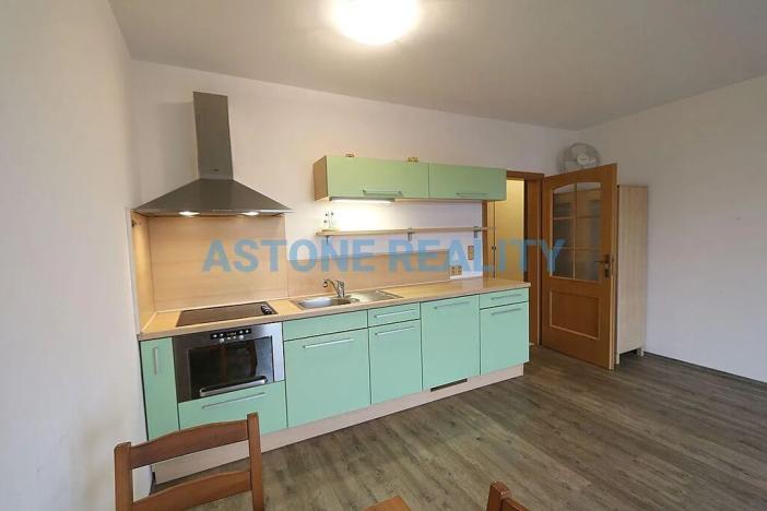 Pronájem bytu 1+kk, Praha - Hostivař, Švehlova, 35 m2