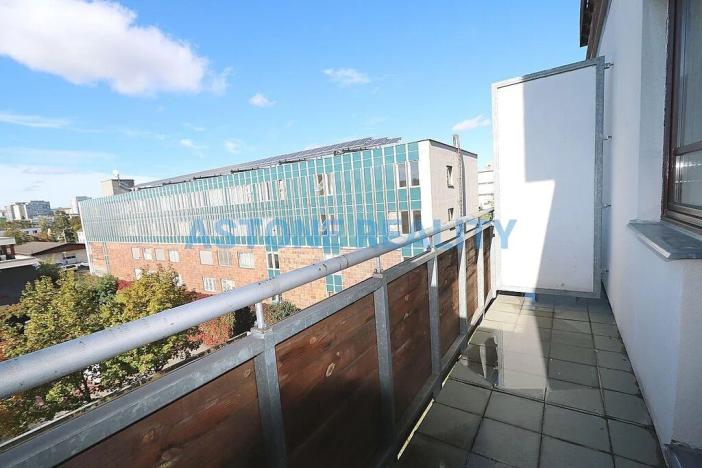 Pronájem bytu 1+kk, Praha - Hostivař, Švehlova, 35 m2