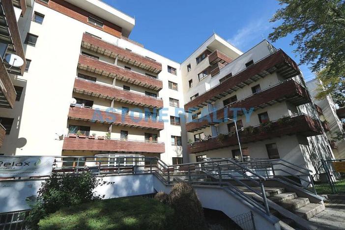 Pronájem bytu 1+kk, Praha - Hostivař, Švehlova, 35 m2