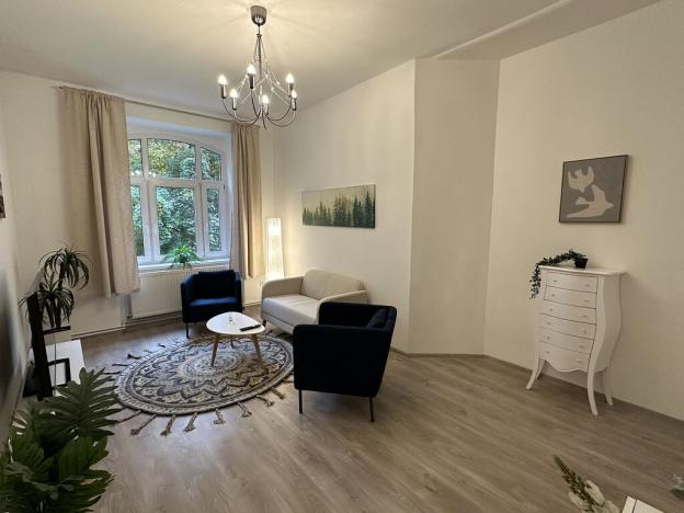 Prodej bytu 3+1, Děčín - Děčín VI-Letná, J. z Poděbrad, 71 m2