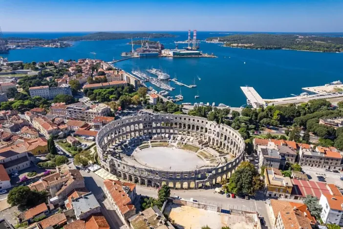 Prodej bytu 2+1, Pula, Chorvatsko, 35 m2