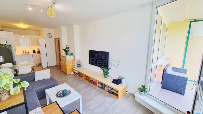 Pronájem bytu 2+kk, Praha - Hlubočepy, Voskovcova, 42 m2