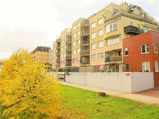 Pronájem bytu 2+kk, Praha - Hlubočepy, Voskovcova, 42 m2