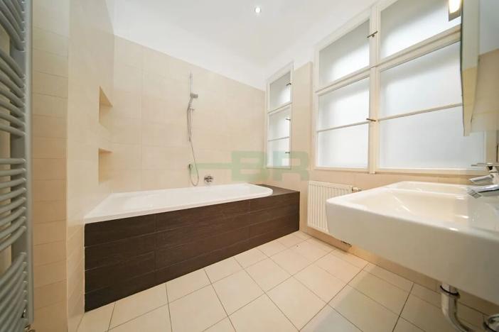 Pronájem bytu 4+kk, Praha - Vinohrady, 104 m2