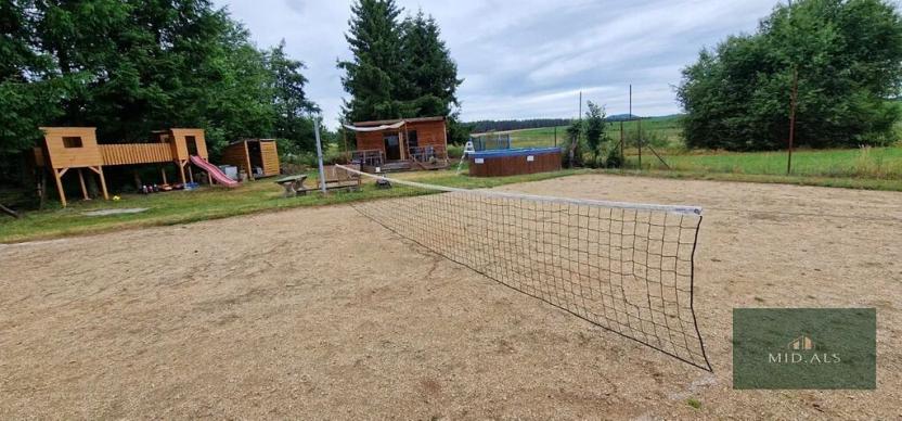 Prodej komerční nemovitosti, Stráž, 170 m2