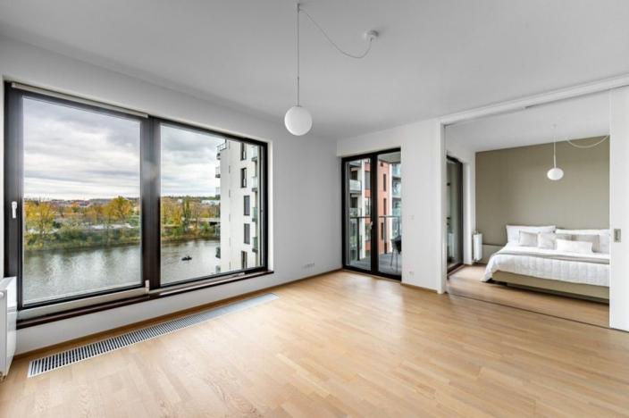 Pronájem bytu 2+kk, Praha - Holešovice, Sanderova, 60 m2