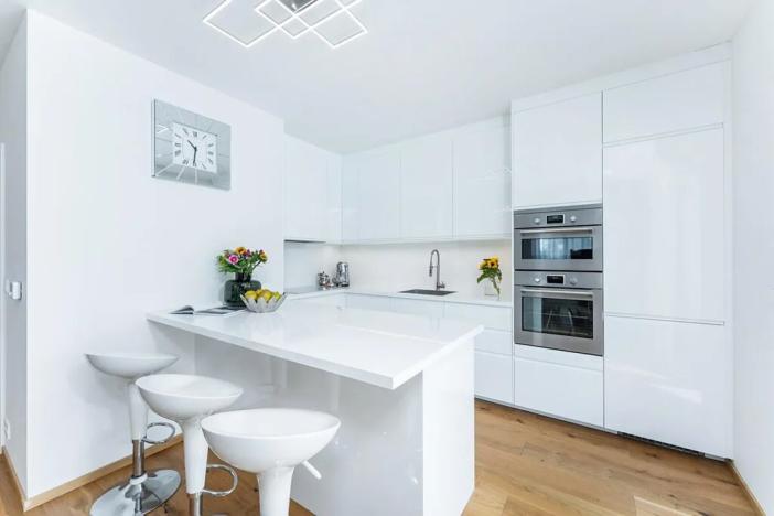 Pronájem rodinného domu, Přezletice, Školní, 120 m2