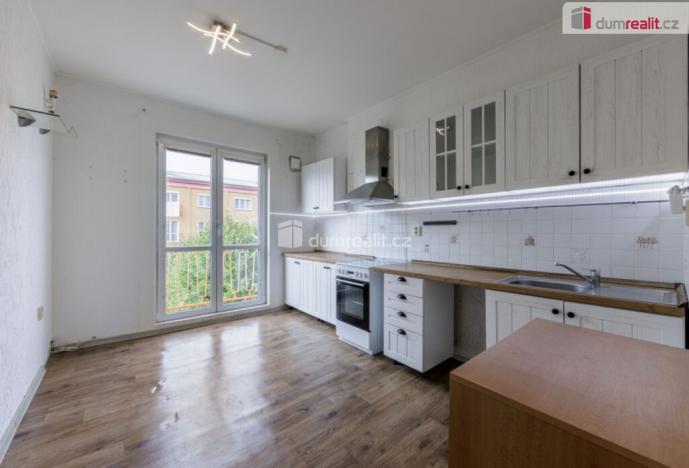 Pronájem bytu 2+1, Ostrov, S. K. Neumanna, 65 m2