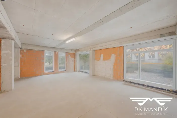 Prodej obchodního prostoru, Odolena Voda, K Cukrovaru, 90 m2