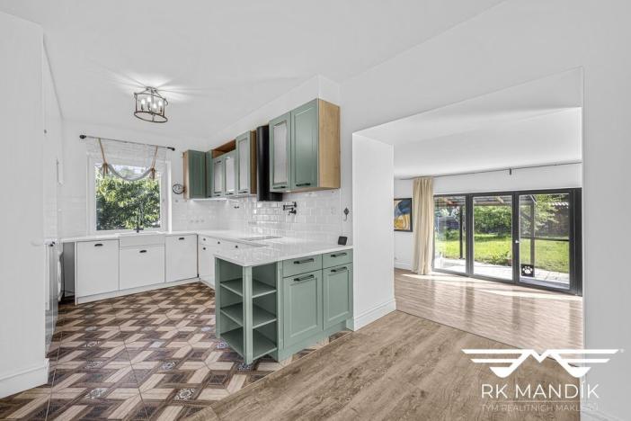 Prodej rodinného domu, Mníšek pod Brdy, U nádraží, 164 m2