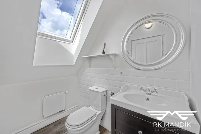 Prodej rodinného domu, Mníšek pod Brdy, U nádraží, 164 m2